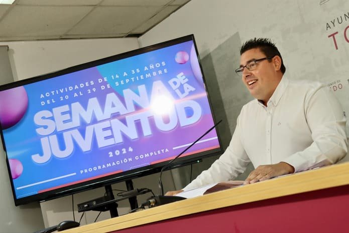 El concejal de Juventud durante la presentación de "La Semana de la Juventud"